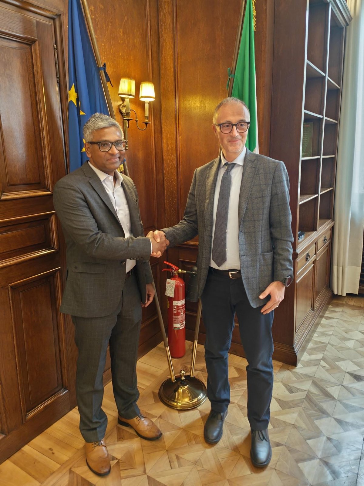 On 11 March 2026, Consul General Mr. Lavanya Kumar met Mr. Giorgio Calculli, Director of ACIMIT (Association of Italian Textile Machinery Manufacturers), in Milan, and had a productive discussion on strengthening B2B collaboration between Indian and Italian firms in the textile machinery sector.