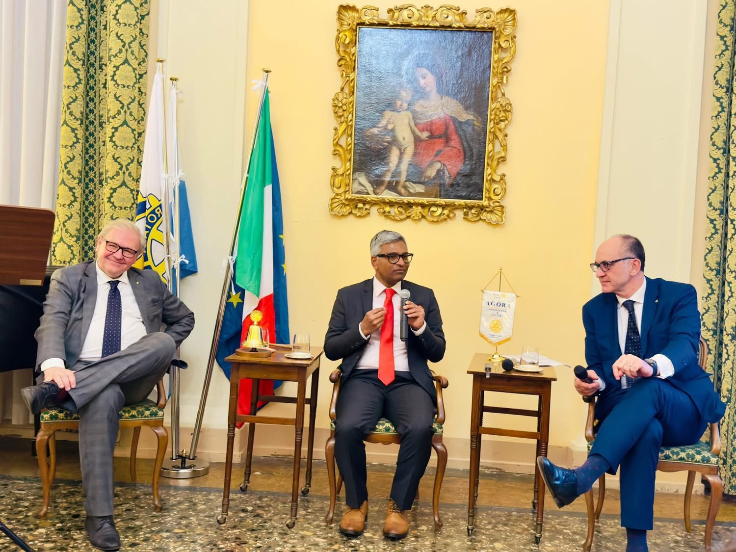 On 26 March 2026, the Rotary International Club in Bologna hosted a prestigious, high level business evening on India, attended by 40+ Italian companies. Consul General Mr. Lavanya Kumar highlighted economic reforms, growth &investment opportunities in India.
