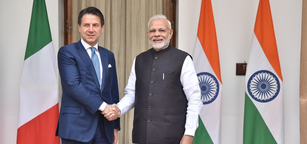 PM Narendra Modi receiving Italian Prime Minister Giuseppe Conte in New Delhi.