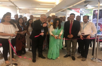 18 companies from India under @aepcindia are participating at the 'Ready to Show' Fair in Milan. CG inaugurated the India Pavilion of the Fair, where 15 countries are participating.