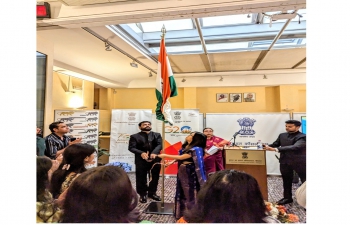 The 77th Independence Day of India was celebrated with lots of elation and patriotic fervour at Consulate General of India, Milan along with the Indian Community and Friends of India. Consul General hoisted the National tricolor and read out Hon'ble Rashtrapatiji’s address,which was followed by cultural performances. Jai Hind!.