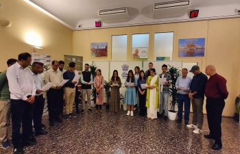 CGI Milan organised ‘Swachhata Hi Sewa Campaign’ today. CG administered the Swachhata Pledge to all staffs and officials after which all participated with Shramdaan in the cleanliness drive.